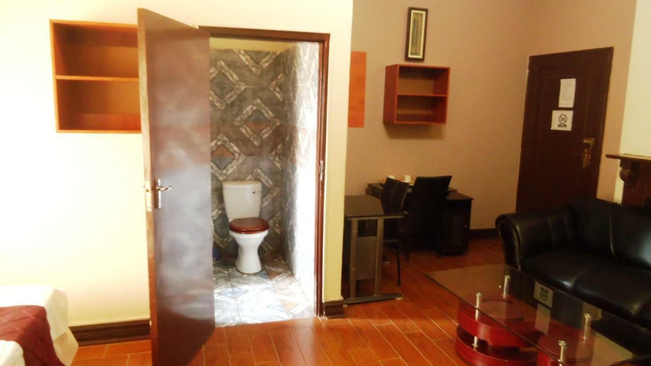 G&G Guesthouse Йоханнесбург Экстерьер фото